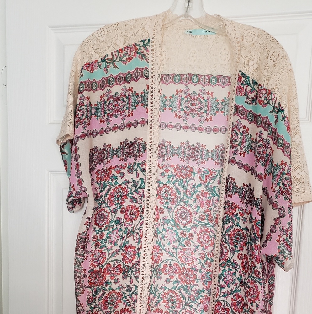 🛍Maurice's flowy kimono